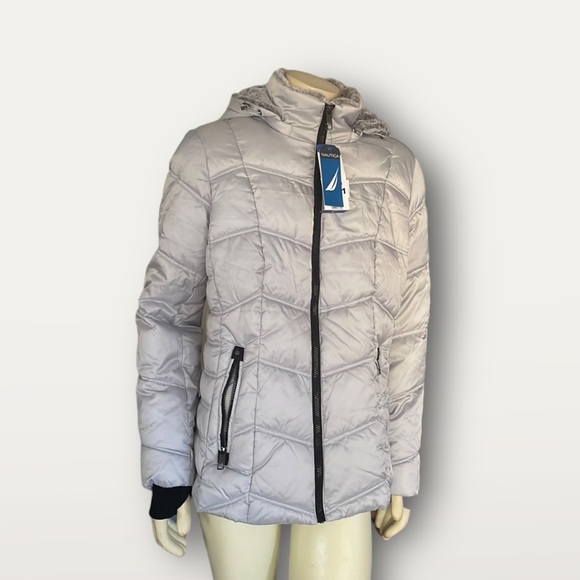 Nautica | Women’s Puffer Jacket - Picture 4 of 8